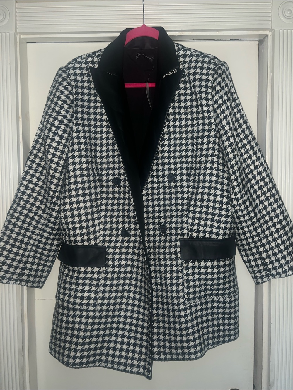 New York & Company Black and White Houndstooth Blazer